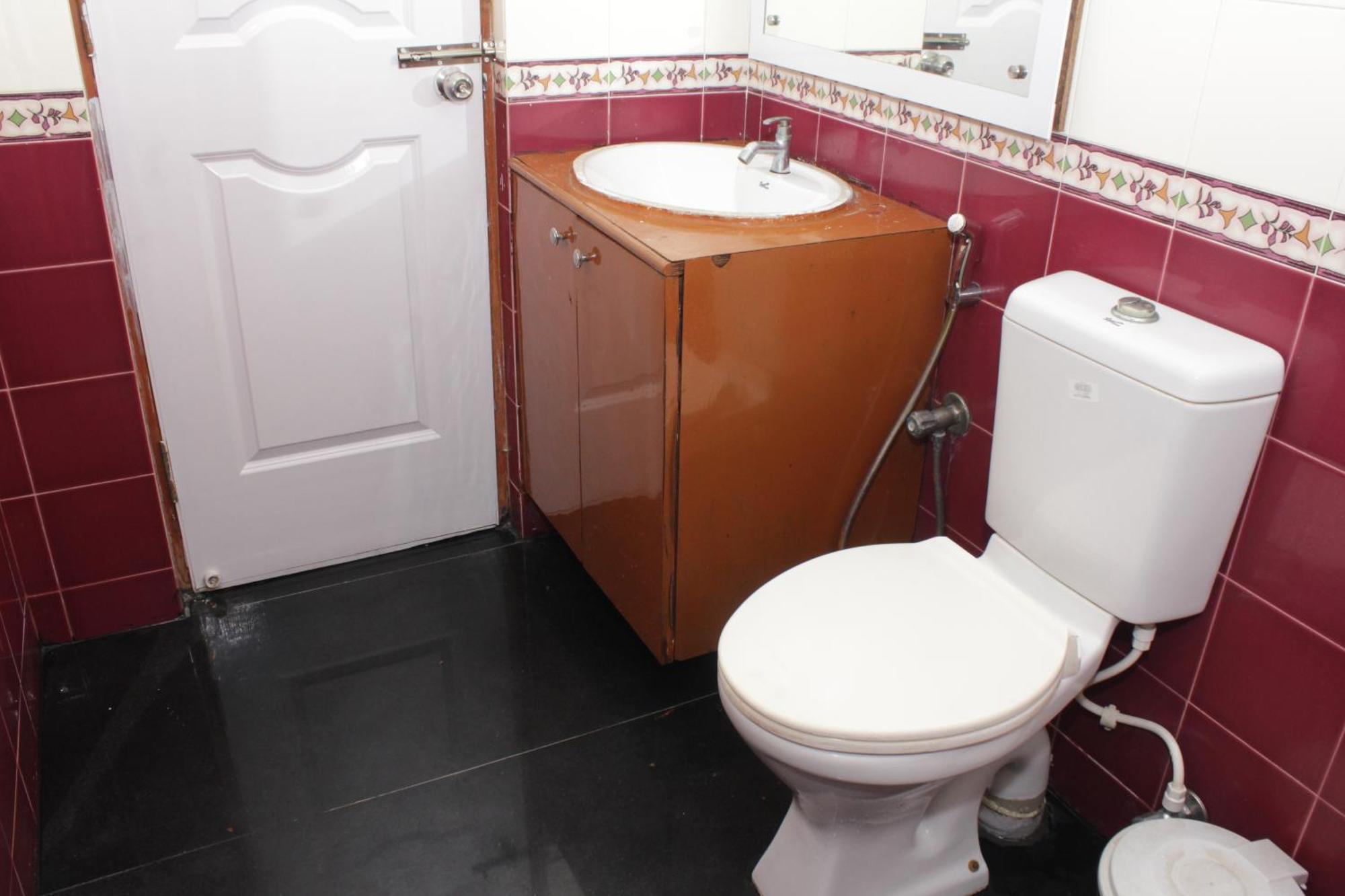Happy Planet Bed & Breakfast Chennai Exterior photo